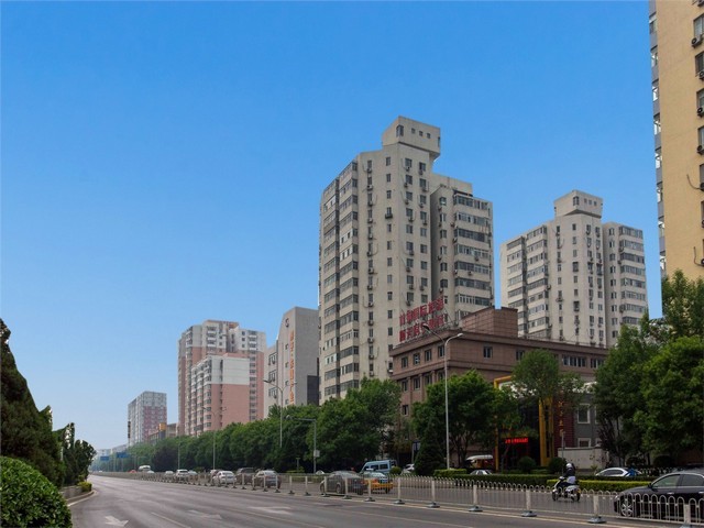 塑料拼装积木玩具